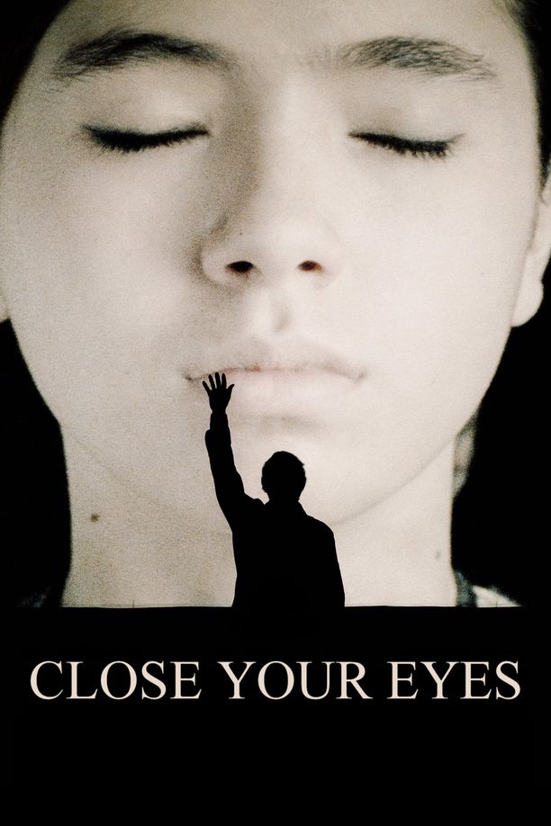 闭上眼睛Cerrar los ojos (2023)