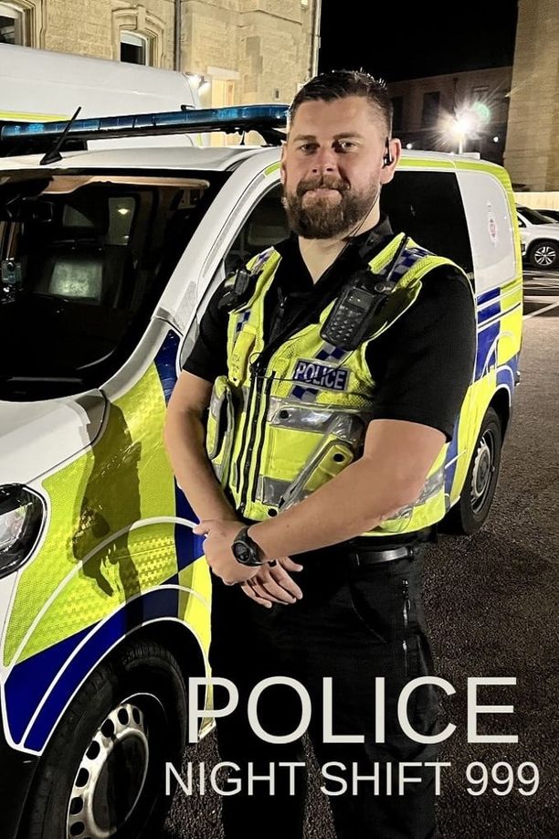 Police: Night Shift 999    第⁨一⁩季
     (2022)