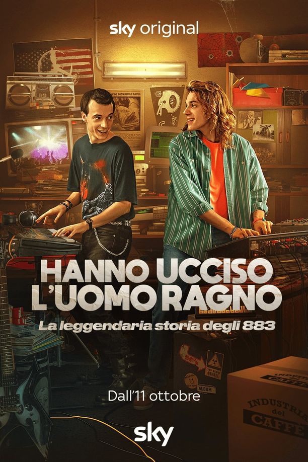 Hanno ucciso l'Uomo Ragno - La leggendaria storia degli 883    第⁨一⁩季
     (2024)