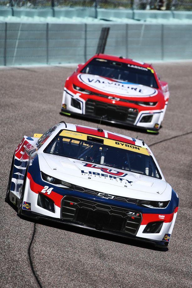 NASCAR Cup Series    第⁨七十六⁩季
     (2024)